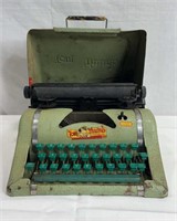 Vintage 1950s Tom Thumb Typewriter W/ Metal Case