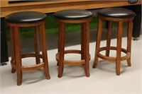 3 Barstools