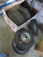 Quantity of small rubber tires