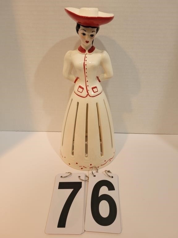 White W/ Red Dot Border Napkin Doll