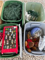 Lot of Christmas Lights & Decor