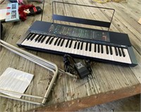 Yamaha PSR-70 Keyboard with Stand