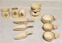 11 pieces assorted vintage Pfaltzgraff