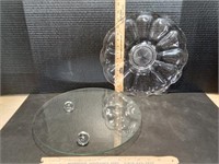 2 Glass Serving Trays