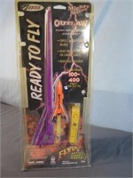 *Estes Mighty Mites Outlaw Flying Model Rocket