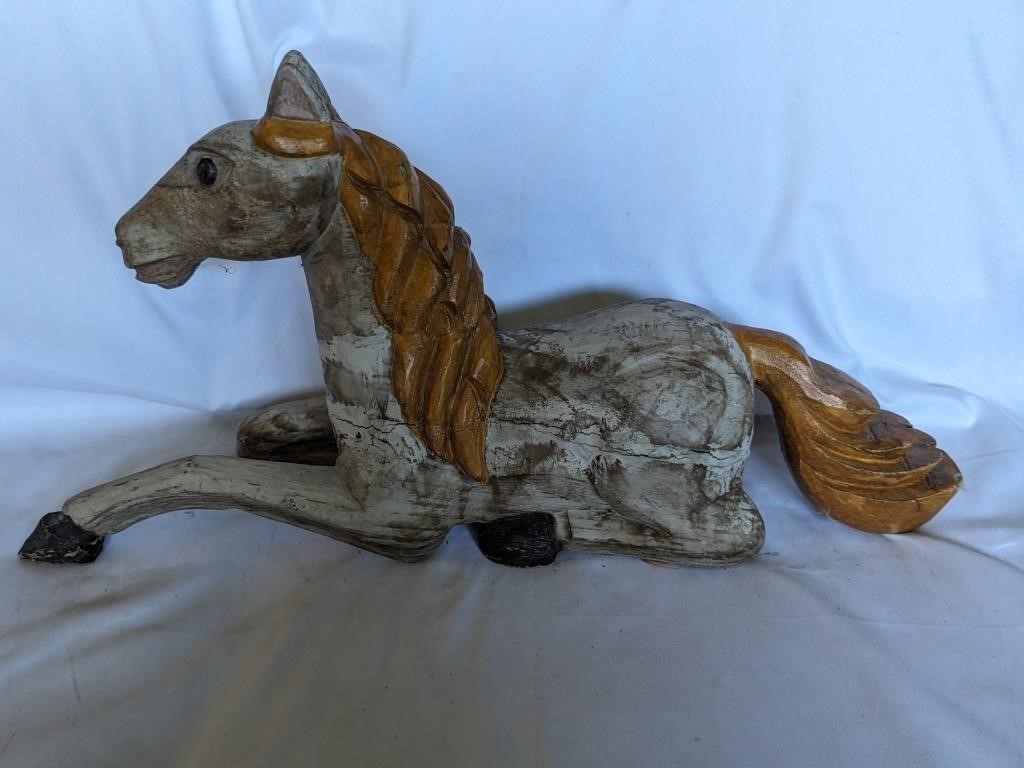 HORSE SCULPTURE