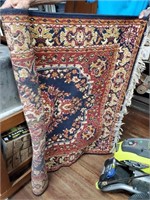 4 x 8 Accent Rug