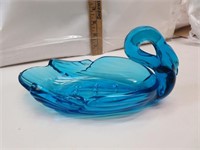 Vintage Art Glass Swan Candy Dish 8&1/4" x 4"