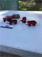 Mini toy tractors