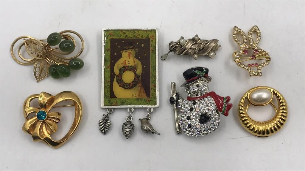 Pins Brooches Vintage & Holiday & Scarf Clip