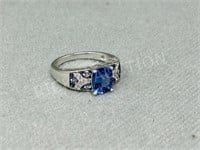 sterling & saphire ring - size 6