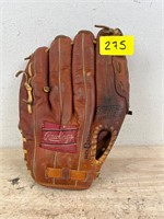 Rawlings Baseball Glove