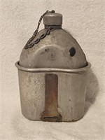 WW1 US Military 1918 Canteen and Cup