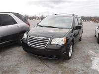 2008 CHRYSLER TOWN & COUNTRY MINIVAN