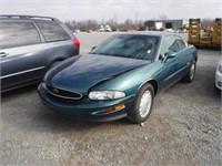 1996 BUICK RIVIERA COUPE