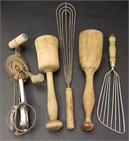 Nice Group of Displayable Kitchen Primitives