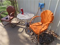 METAL LAWN CHAIRS WITH EXPANDED METAL TABLE