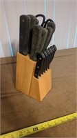 KNIFE BLOCK