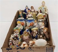 Tray Lot of Figurines