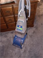 Hoover steam vac carpet shampooer turns on.