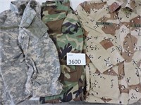 Men's Small Cammo and Fatigue Clothing