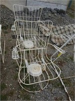 2 VINTAGE SPRING LOADED PATIO CHAIRS