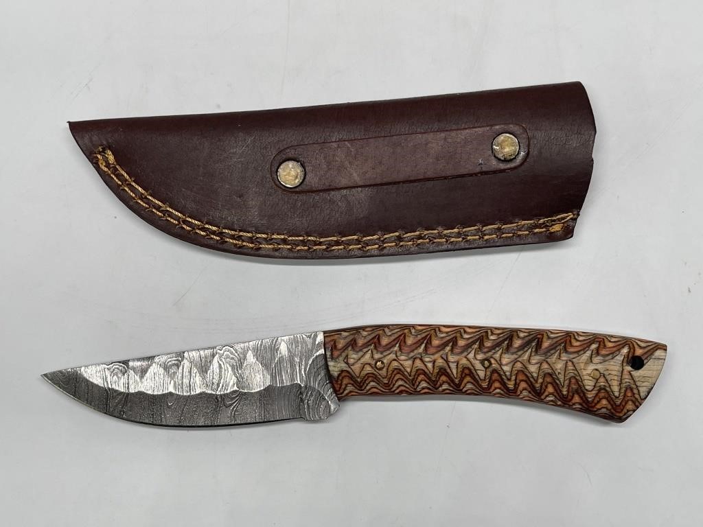 Damascus Steel Knife with Leather Sheath 8in L