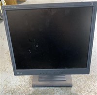 17in LG monitor