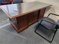 Executive Desk, round table, 2 file cabinets &