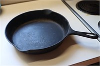 Griswold Erie PA # 10 cast iron fry pan marked