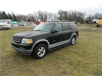 02' FORD EXPLORER XLT 261272 MILES RUNS AND DIVES