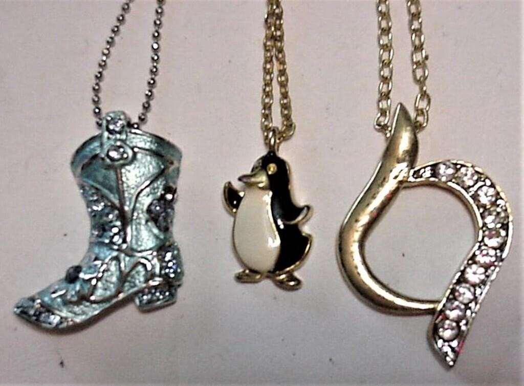 3 Pendants Rhinestones  Enamel Boot Penguin