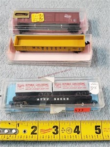 3- N Scale Train Cars