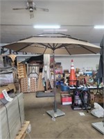 Sunbrella - XL Umbrella W/Base