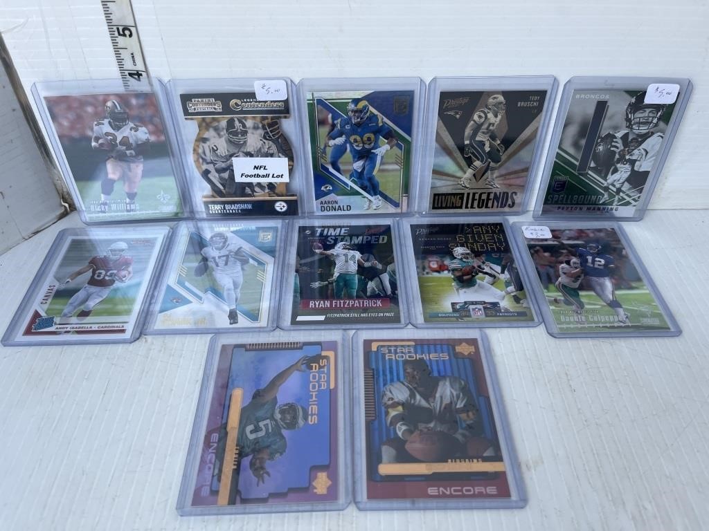 Lot of football cards