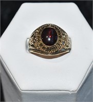 1976 10kt Solid Gold Guelph University Men's Ring