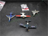 Four Miniature Plastic Planes & Am. Flag Star