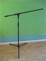 Nomad Tripod Base Microphone Stand "unused"
