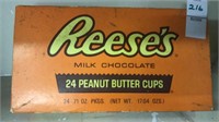 Reese’s peanut butter cup box