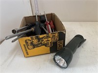 Lot: screw drivers, flashlight, misc