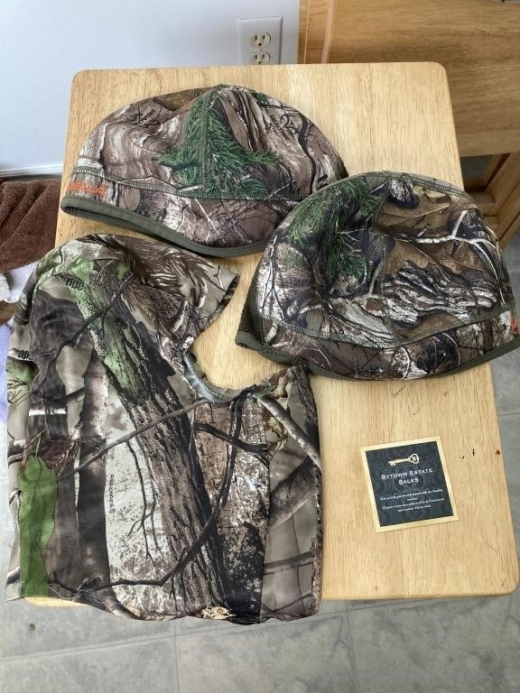 Realtree Cold Weather Toques & Face Covering 2
