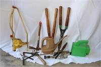 *Garden Tools & Hand seeder: