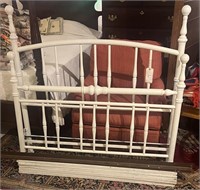 Vintage White Painted Iron Full Bedf Frame