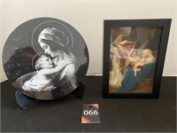 Christian Memorabilia / Box has Light