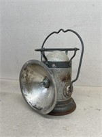 Delta lantern