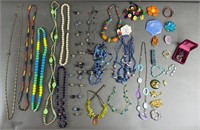 31pc Fashion Jewelry w/ Mostly Necklaces