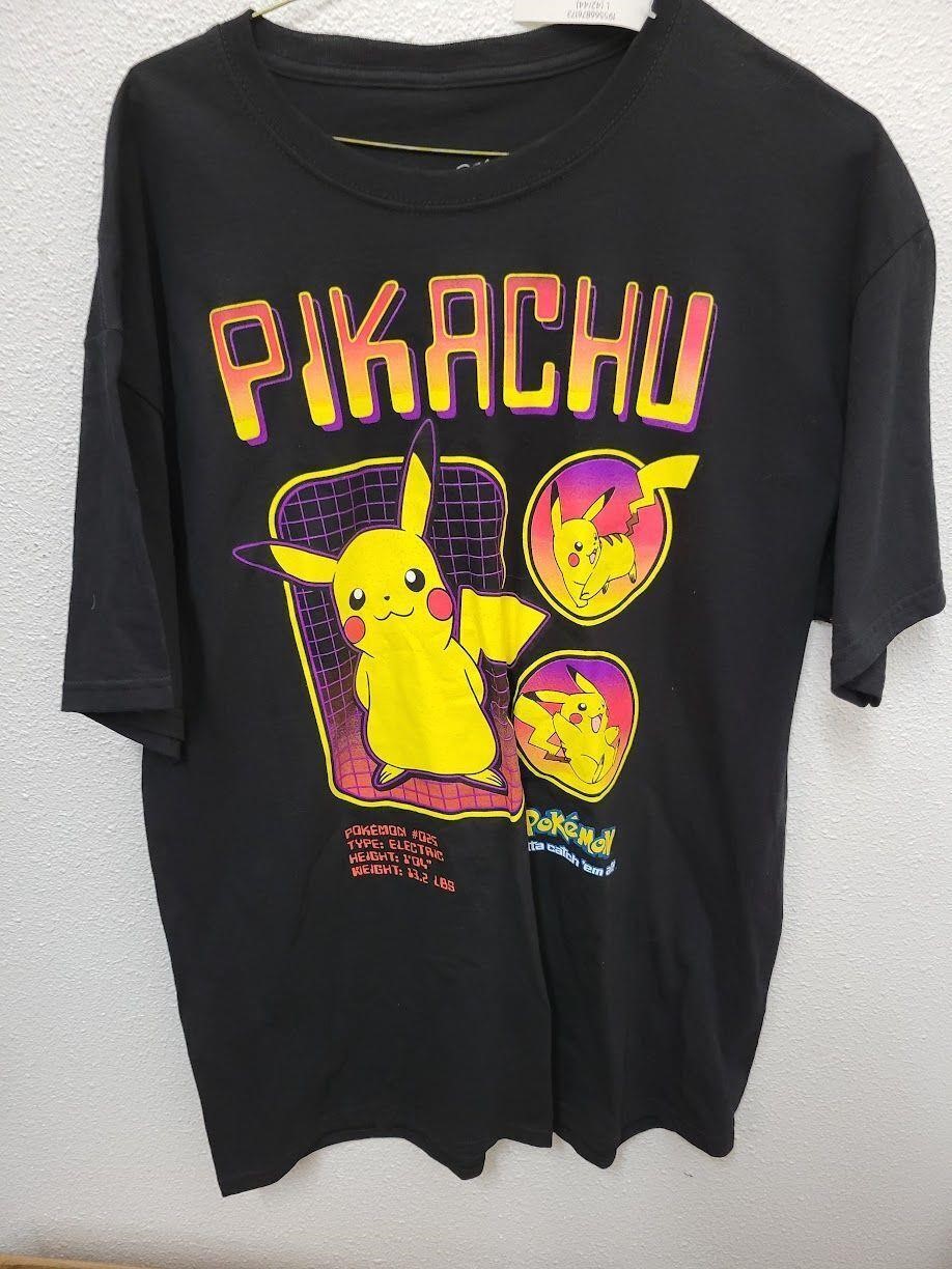 NEW Pokémon Pikachu Shirt, Size: Large