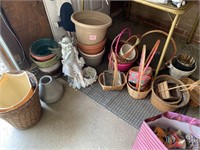 Flower pots, decor, baskets