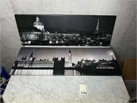 2 Canvas Pictures