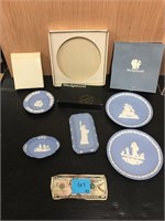 Lot of 5 Wedgewood Pottery Pieces